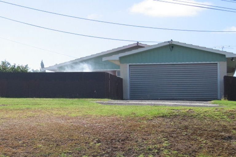 Photo of property in 3 James Street, Glenfield, Auckland, 0629