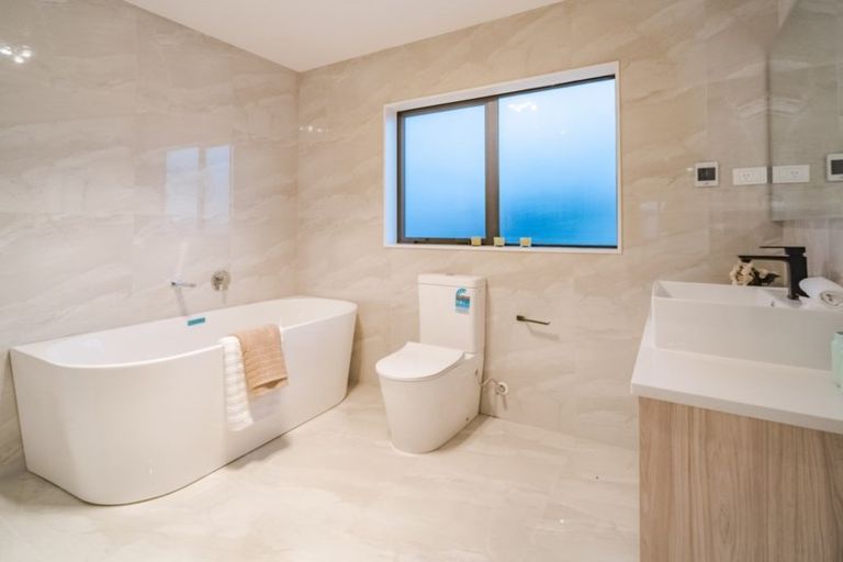 Photo of property in 48 Peihinga Road, Flat Bush, Auckland, 2019