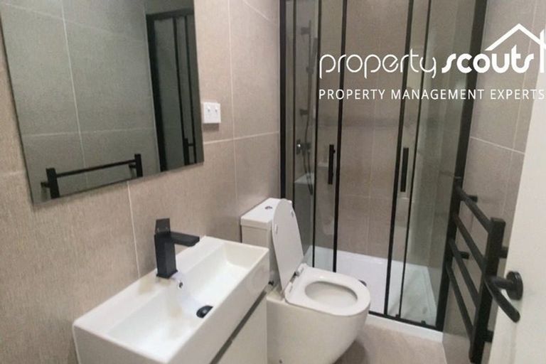 Photo of property in 15 Rangimarie Close, Opaheke, Papakura, 2113