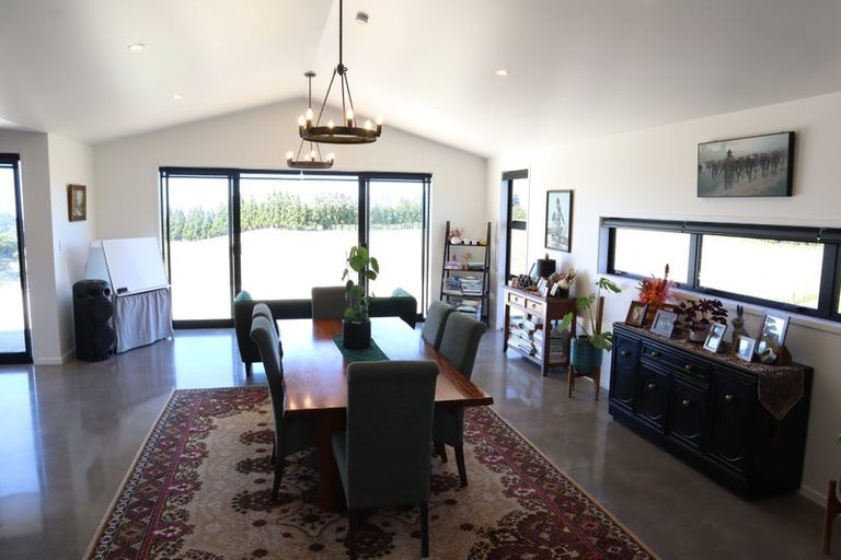 Photo of property in 1640 Mangorei Road, Mangorei, New Plymouth, 4371