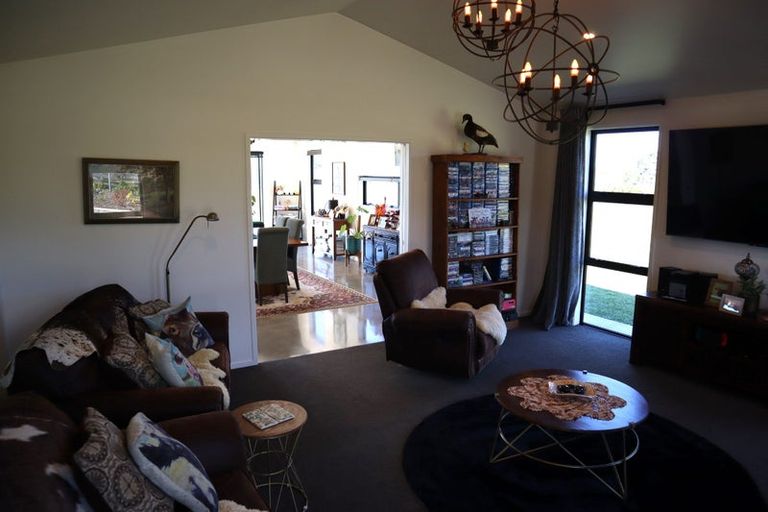 Photo of property in 1640 Mangorei Road, Mangorei, New Plymouth, 4371