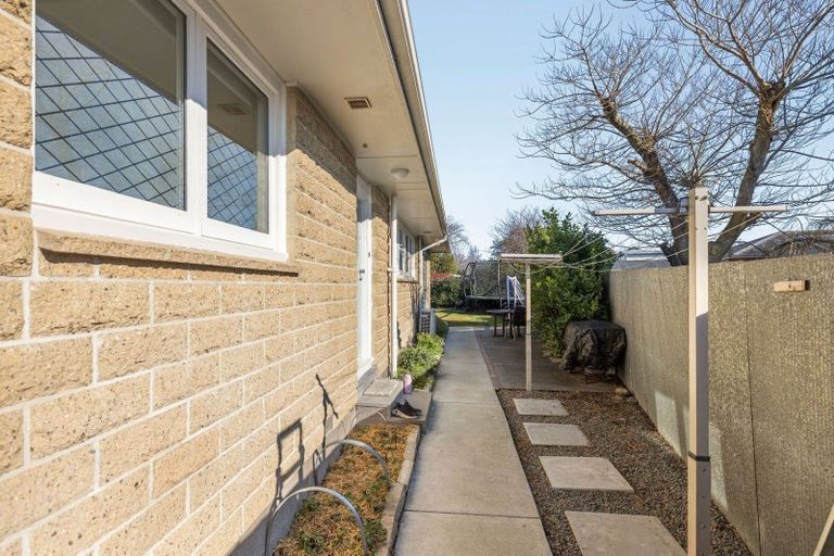 Photo of property in 11 Weston Place, Rangiora, 7400