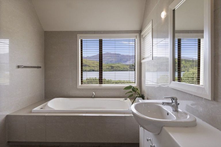 Photo of property in 9 Arrowtown-lake Hayes Road, Arrowtown, Queenstown, 9371