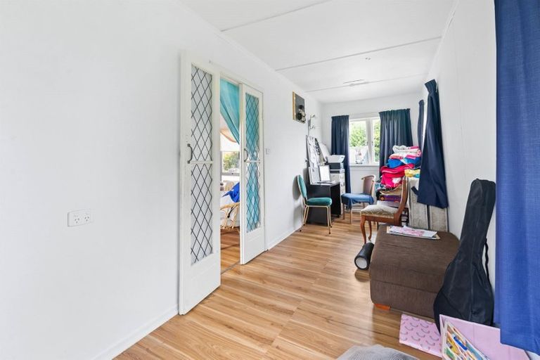 Photo of property in 9 Lee Road, Hannahs Bay, Rotorua, 3010