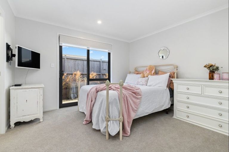 Photo of property in 14 Catherine Mclean Road, Pukekohe, 2120