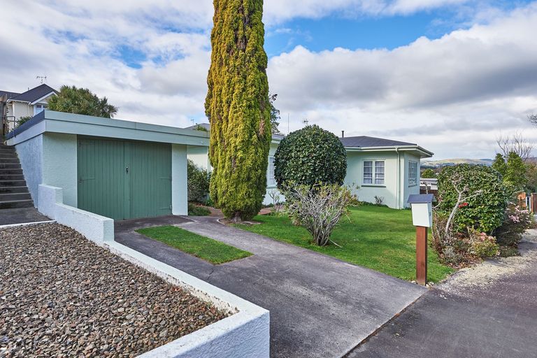 Photo of property in 34 Rainforth Street, Roslyn, Palmerston North, 4414