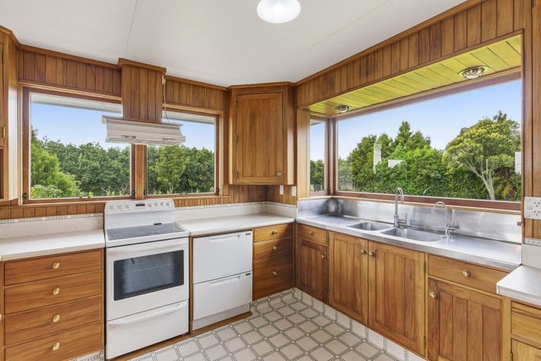 Photo of property in 74 Arapaepae Road, Levin, 5510