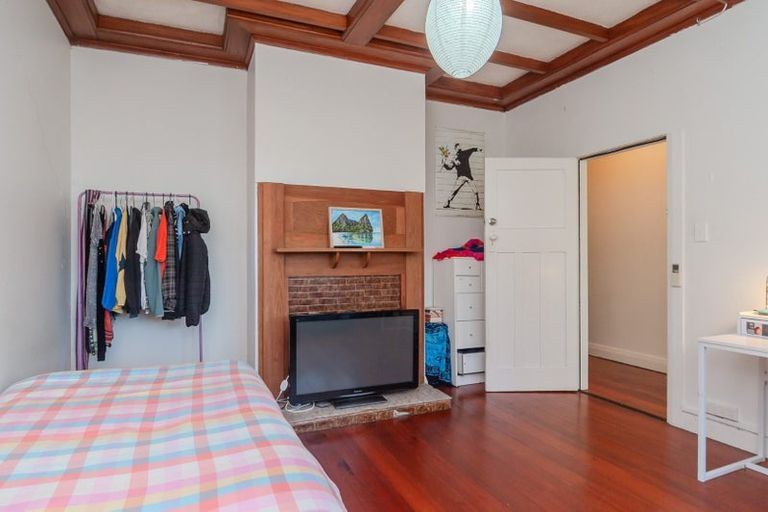 Photo of property in 10 Maurice Terrace, Te Aro, Wellington, 6011