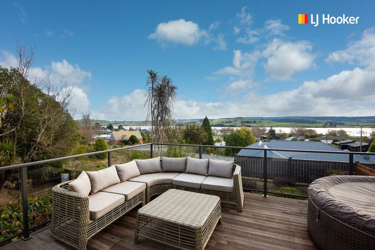 Photo of property in 23 Nore Street, Waihola, Milton, 9073