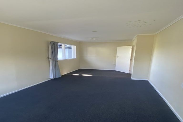 Photo of property in 7 Mcleod Street, Helensville, 0800