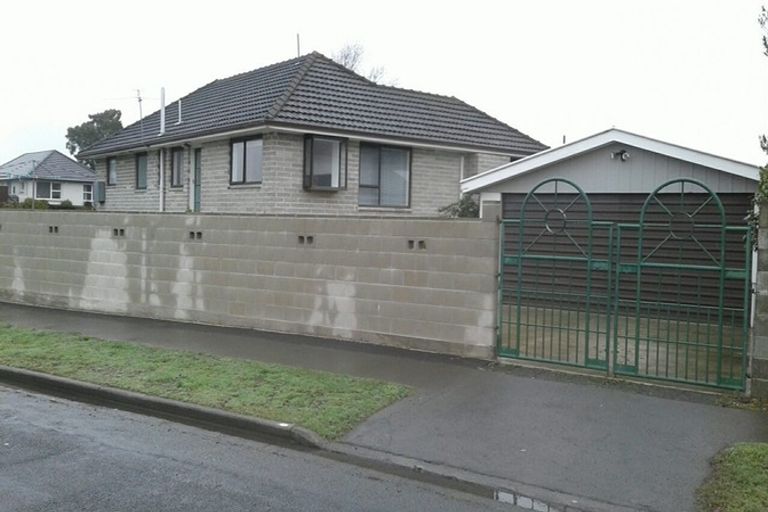 Photo of property in 23 Helmsdale Street, Burwood, Christchurch, 8083