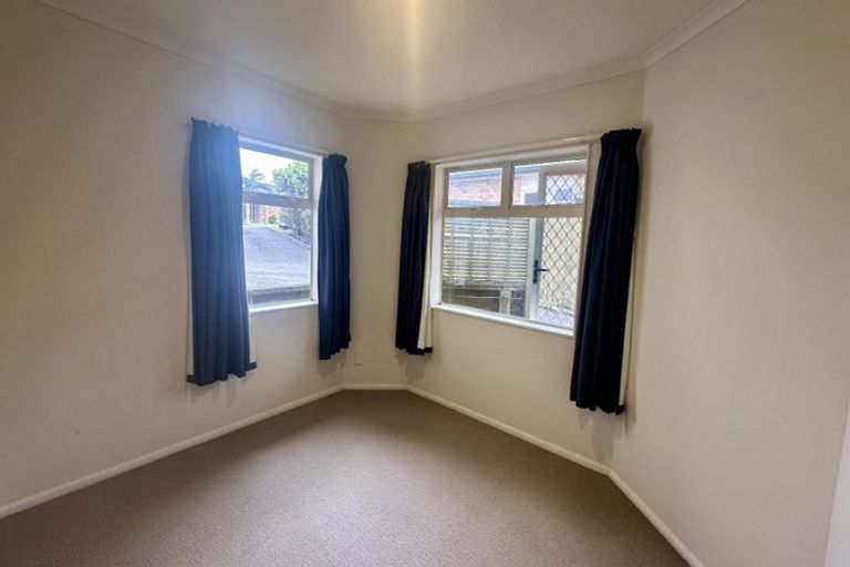 Photo of property in 23 Chesterfield Way, Orewa, 0931