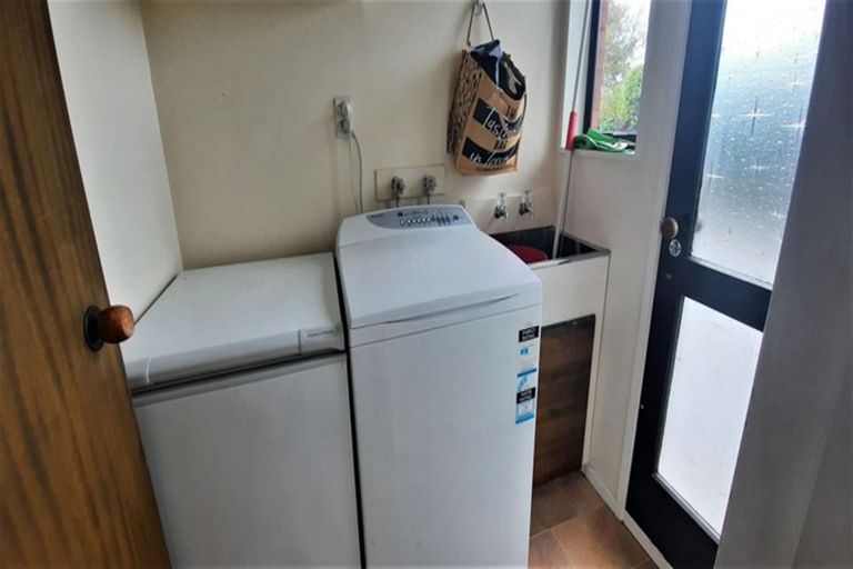 Photo of property in 1/16b Montclare Avenue, Ilam, Christchurch, 8041