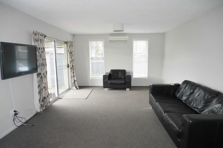 Photo of property in 1/38 Epsom Road, Sockburn, Christchurch, 8042