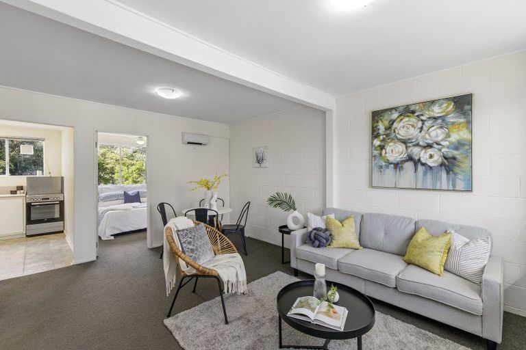 Photo of property in 8/19 Pirie Crescent, Moera, Lower Hutt, 5010