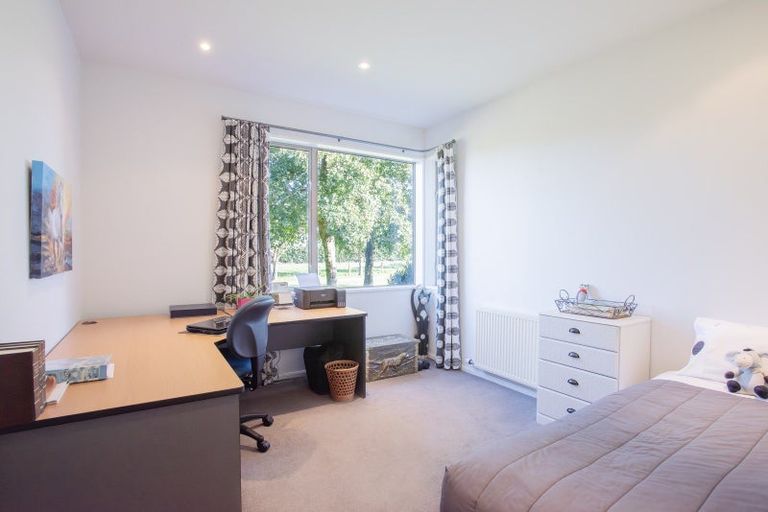 Photo of property in 455a O'shannessy Road, Lochiel, Winton, 9781