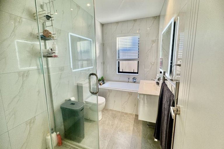 Photo of property in 11 Silver Beech Street, Takanini, 2110