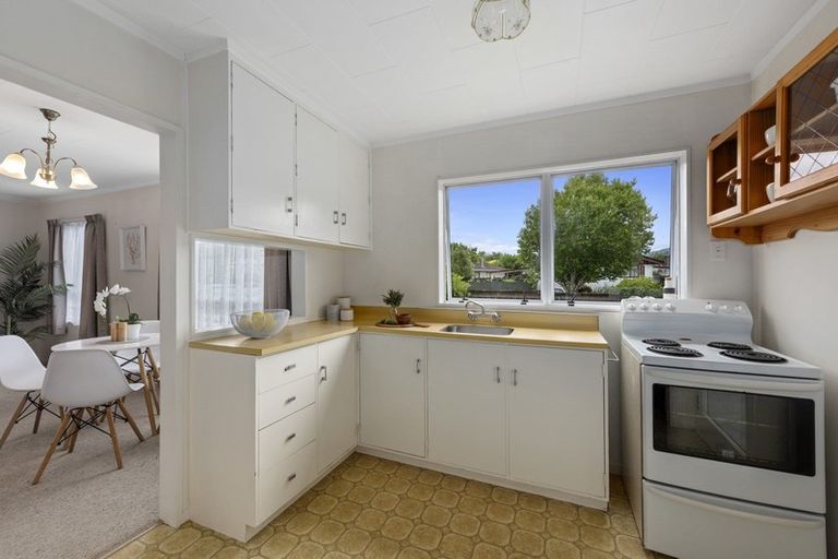 Photo of property in 8a Amber Grove, Birchville, Upper Hutt, 5018