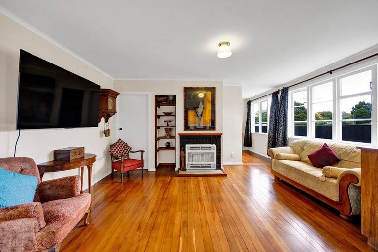 Photo of property in 16 Egmont Street, Kaponga, Hawera, 4679