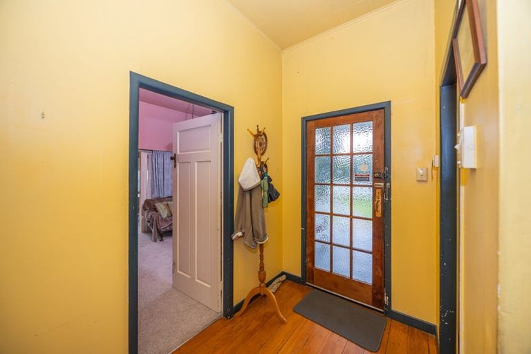 Photo of property in 64 Great South Road, Taupiri, 3721