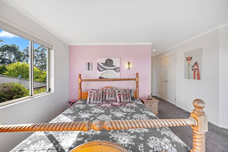 Photo of property in 28 Arataki Road, Havelock North, 4130