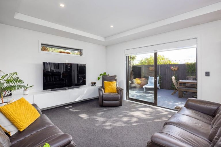 Photo of property in 1/157 Innes Road, St Albans, Christchurch, 8052