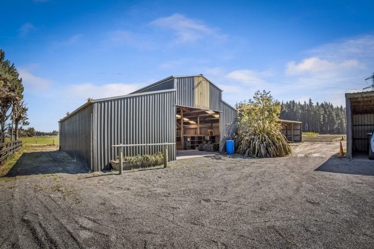 Photo of property in 367 Pound Road, Yaldhurst, Christchurch, 7676