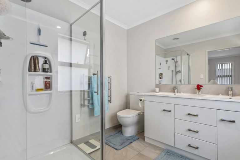 Photo of property in 31 Tuaia Street, Pyes Pa, Tauranga, 3112