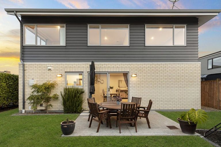 Photo of property in 221 Wainui Road, Silverdale, 0932