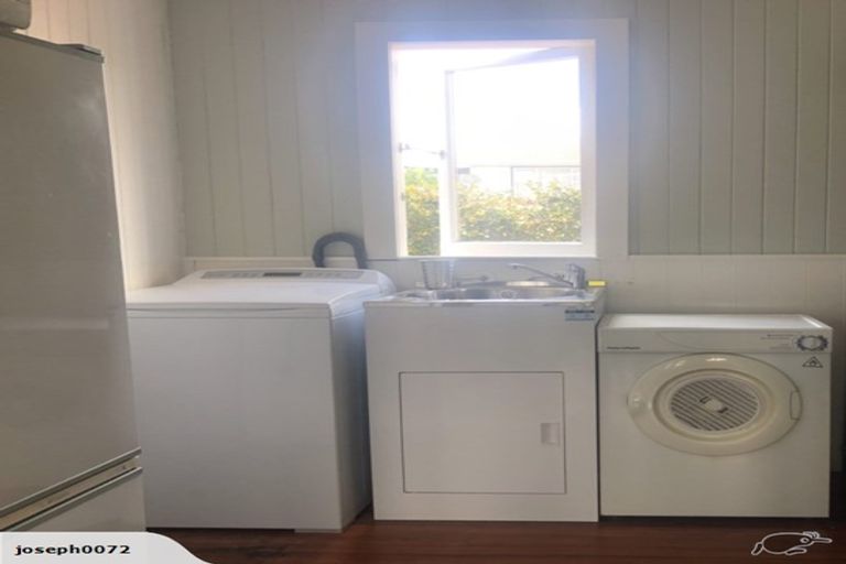 Photo of property in 58 Hakanoa Street, Huntly, 3700