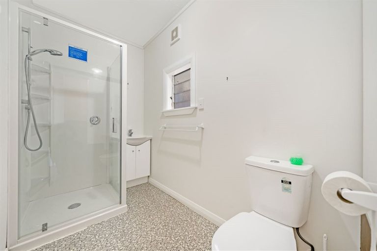Photo of property in 7 Murray Street, Island Bay, Wellington, 6023
