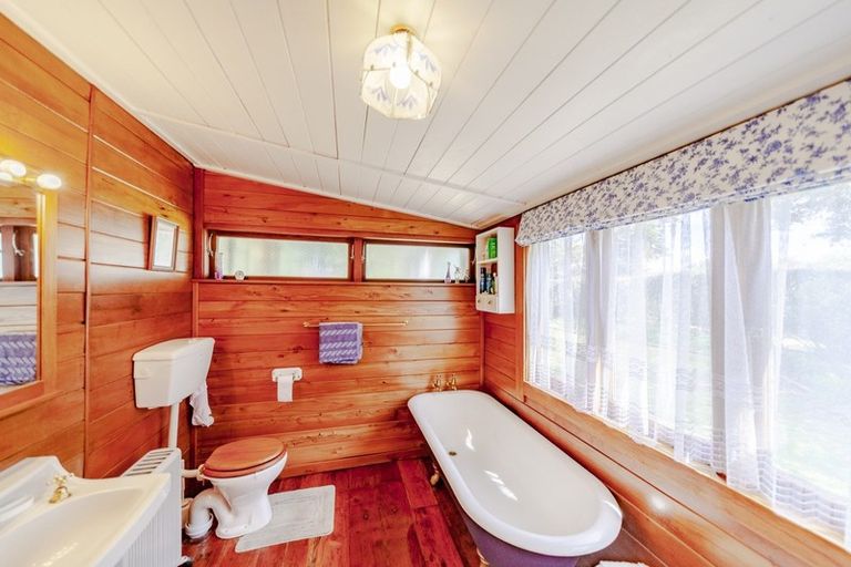 Photo of property in 31 Lyall Street, Tikokino, Waipawa, 4273