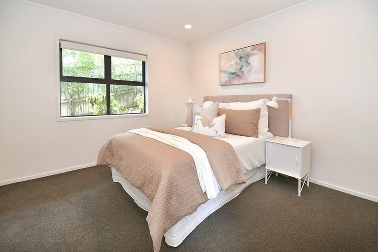 Photo of property in 22 Wentwood Place, Torbay, Auckland, 0630