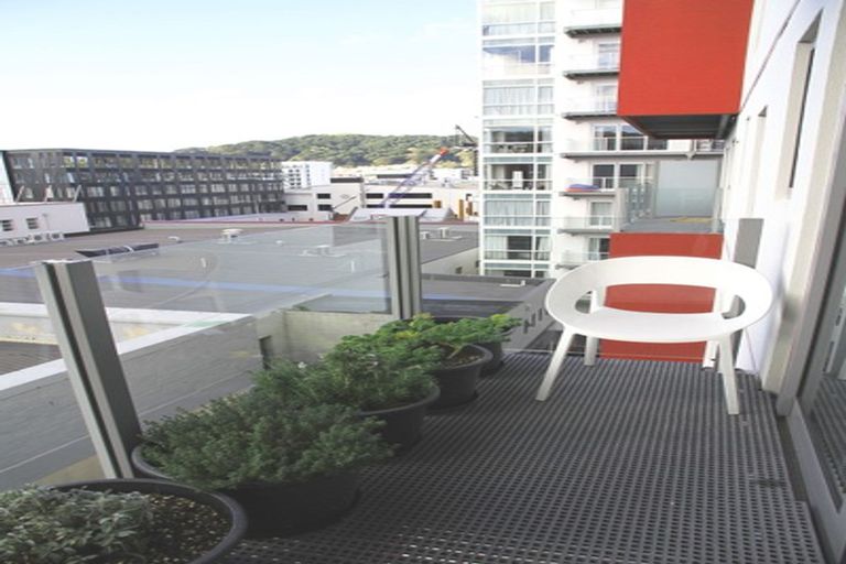 Photo of property in 402/8 Wigan Street, Te Aro, Wellington, 6011