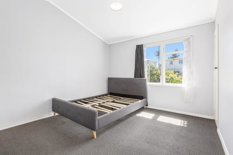 Photo of property in 78-80 Hereford Street, Cannons Creek, Porirua, 5024