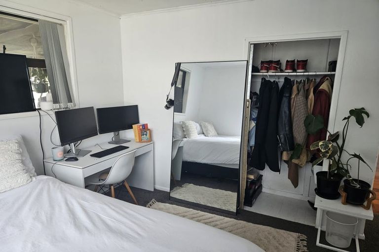 Photo of property in 43 Margaret Road, Papatoetoe, Auckland, 2025