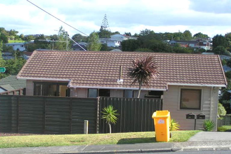 Photo of property in 2/13 Havelock Avenue, Forrest Hill, Auckland, 0620
