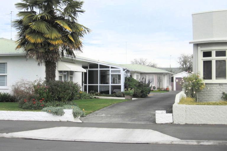 Photo of property in 3/204 Lyndon Road West, Hastings, 4122