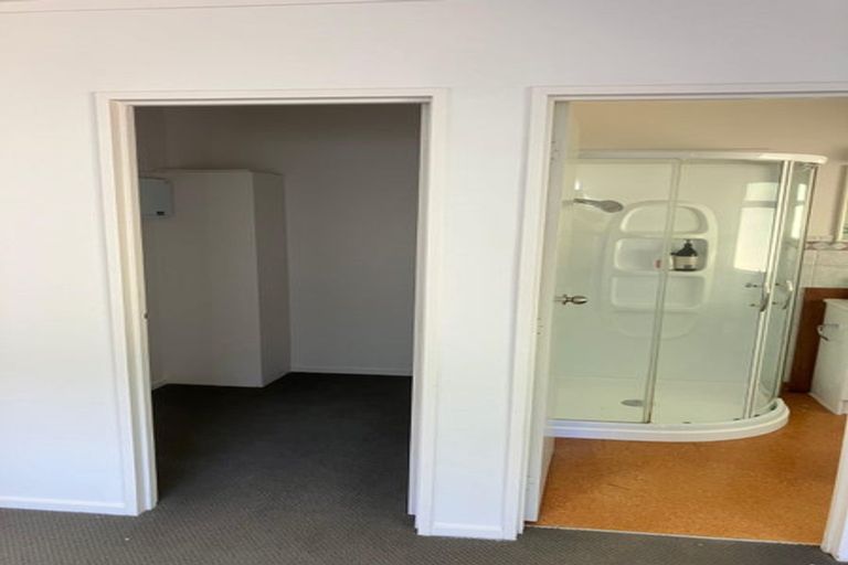 Photo of property in 8 Greenridge Court, Glenfield, Auckland, 0629