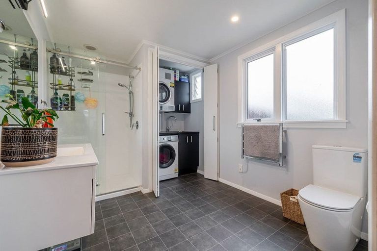 Photo of property in 12 Carthew Street, Feilding, 4702