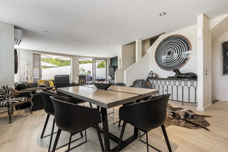Photo of property in Montrose Villas, 441h Beach Road, Mairangi Bay, Auckland, 0630