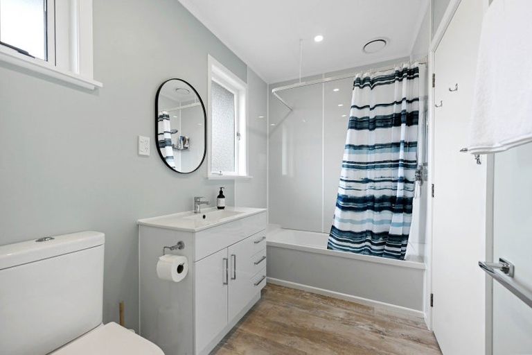 Photo of property in 7 Matthews Crescent, Melville, Hamilton, 3206