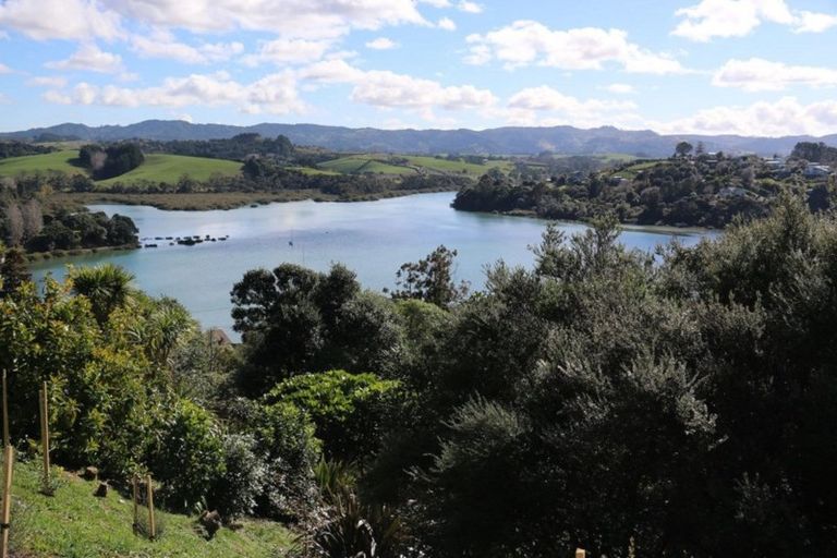 Photo of property in 16 Kanuka Road, Sandspit, Warkworth, 0982