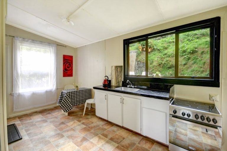 Photo of property in 163 Ravensbourne Road, Ravensbourne, Dunedin, 9022