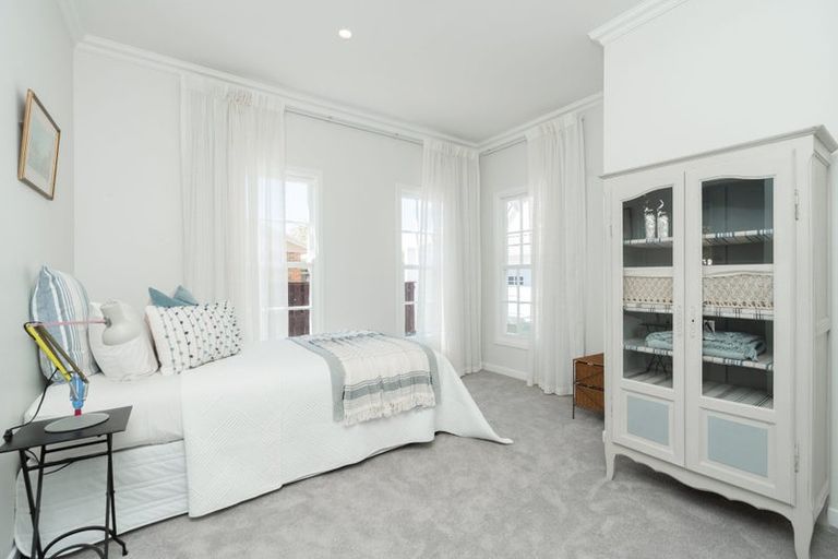 Photo of property in 10 Woodstock Road, Fairfield, Hamilton, 3214