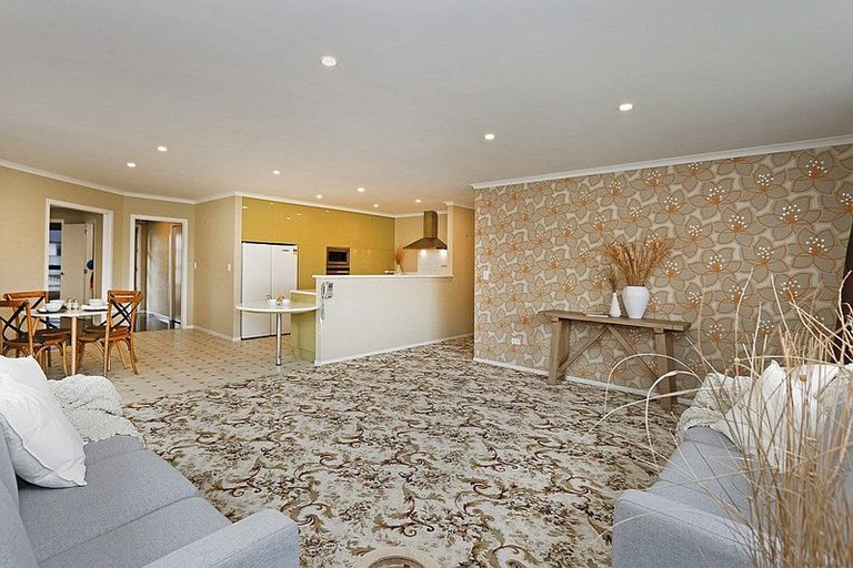 Photo of property in 32 Ihaia Road, Opunake, 4616