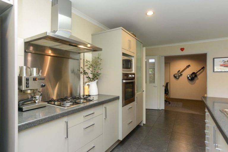 Photo of property in 87 Merlot Drive, Greenmeadows, Napier, 4112