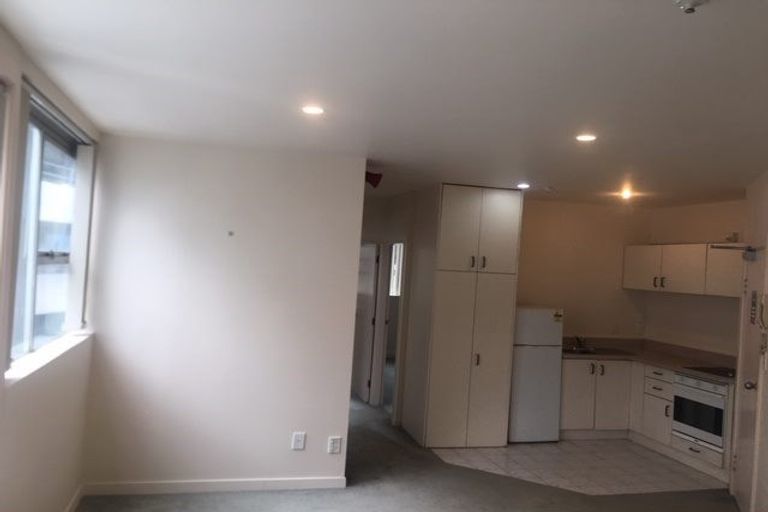 Photo of property in Regency Apartments, 3a/49 Manners Street, Te Aro, Wellington, 6011