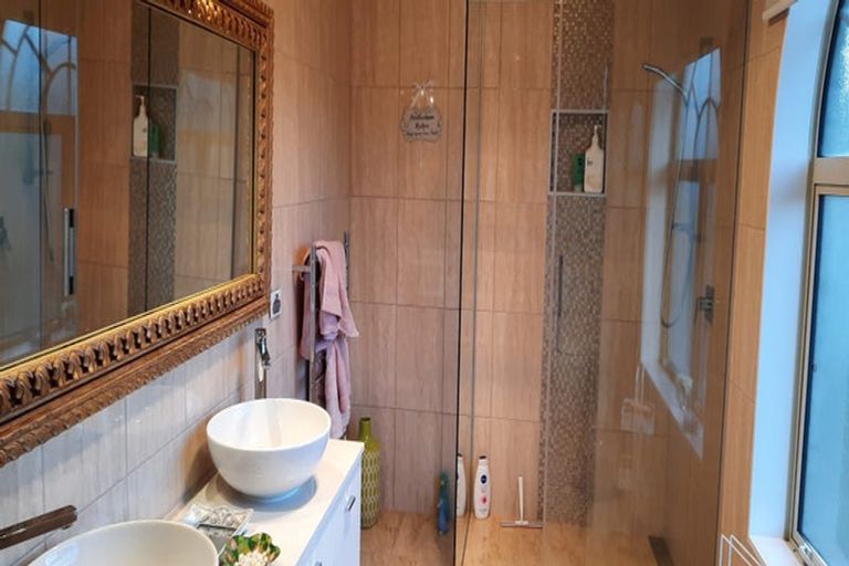 Photo of property in 104 Broomfields Road, Whitford, Howick, 2571