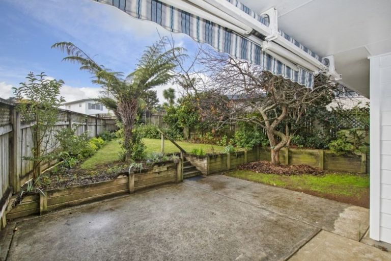 Photo of property in 1 Noone Close, Onerahi, Whangarei, 0110